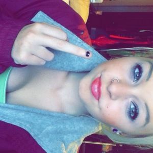 Meet your Posher, Cali & tia